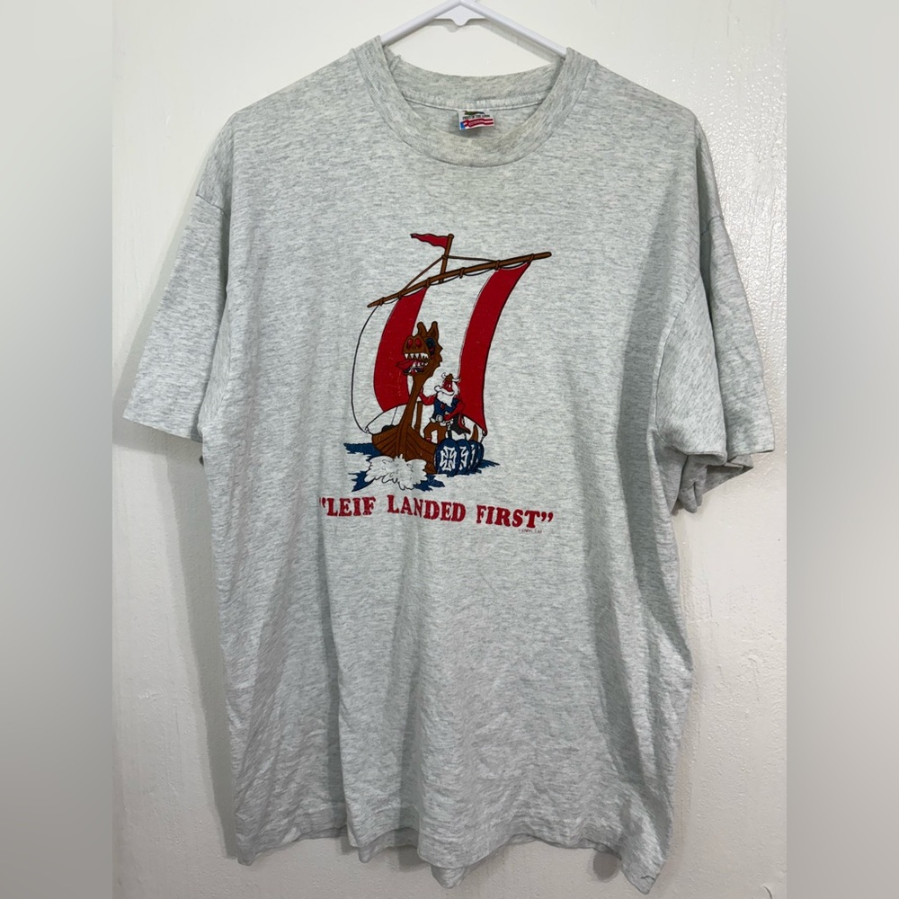 Vintage Fruit Of The Loom T Shirt Leif Landed First Gray Size XL Single Stitch